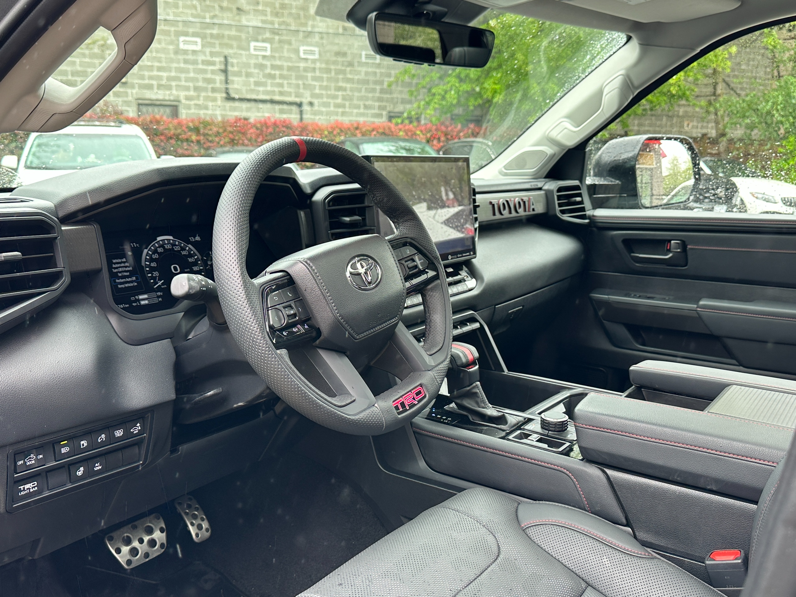 2023 Toyota Tundra - Image 7